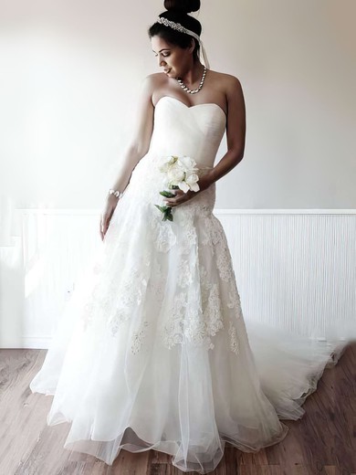 Sweetheart A-line Chapel Train Tulle Beading Wedding Dresses #DOB00021400