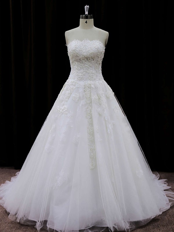 Tulle Court Train Appliques Lace Gorgeous Ivory Strapless Wedding Dresses #DOB00021694