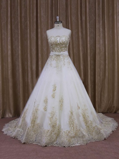 Court Train Appliques Lace Ivory Tulle Strapless Vintage Wedding Dresses #DOB00021854