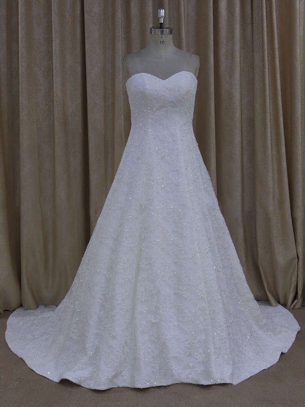 Elegant Sweetheart Ivory Tulle Appliques Lace Court Train Wedding Dress #DOB00021773