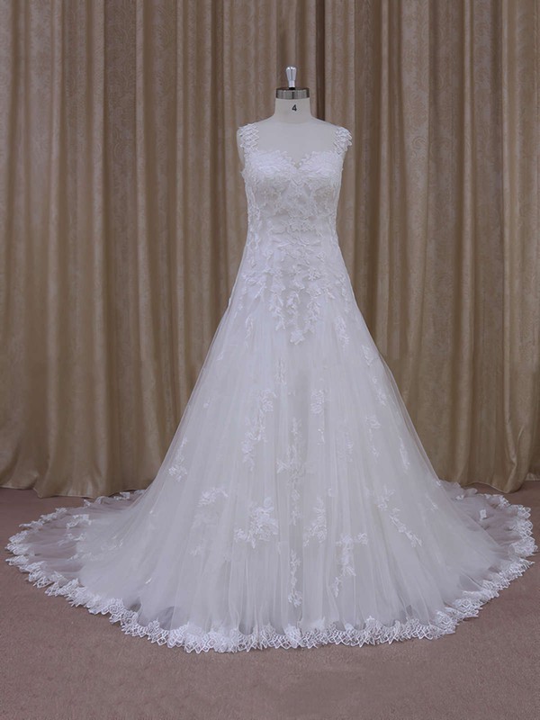 Perfect Ivory Tulle Court Train Appliques Lace Sweetheart Wedding Dress #DOB00021805