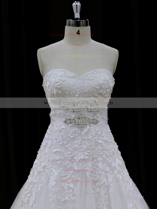 Sweetheart Ivory Tulle with Appliques Lace Affordable Chapel Train Wedding Dresses #DOB00022007