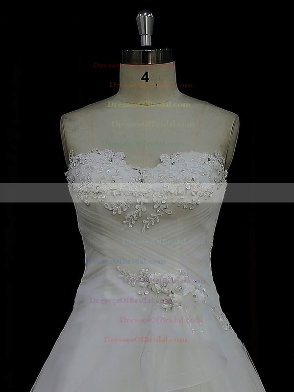 Modest Tulle Appliques Lace Sweetheart Court Train Ivory Wedding Dress #DOB00022023
