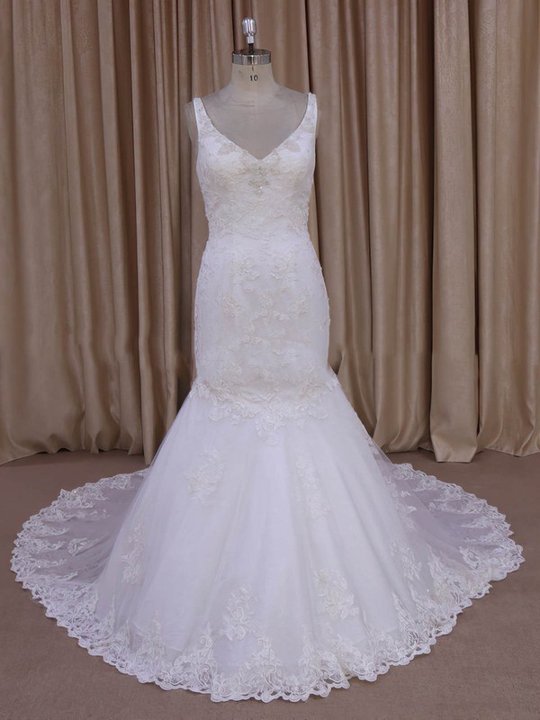 Hot Trumpet/Mermaid Tulle Appliques Lace Ivory V-neck Wedding Dress #DOB00022030