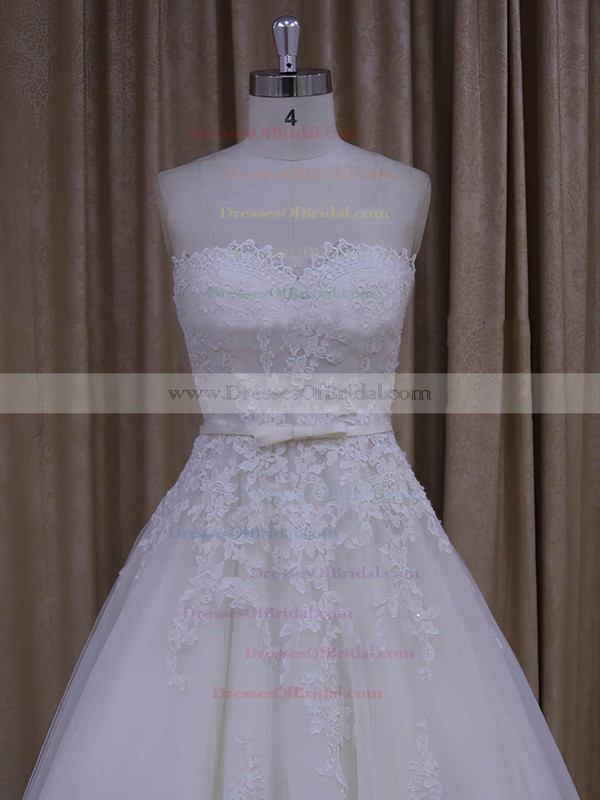 Floor-length Tulle Appliques Lace Ivory Lace-up Sweetheart Wedding Dresses #DOB00022045