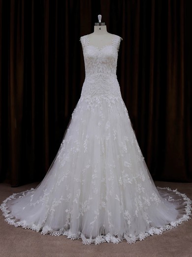 Gorgeous Ivory Court Train Tulle Appliques Lace Sweetheart Wedding Dresses #DOB00022057