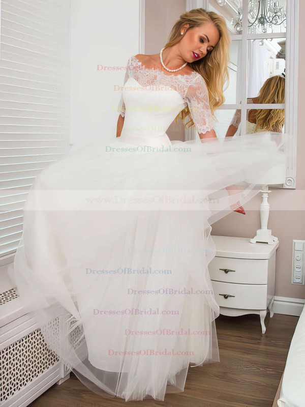 Fashion A-line Scoop Neck White Tulle with Lace Floor-length 1/2 Sleeve Wedding Dresses #DOB00022525