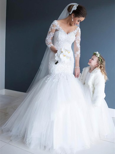 Trumpet/Mermaid V-neck Tulle Appliques Lace Court Train 3/4 Sleeve Backless Wedding Dresses #DOB00022556