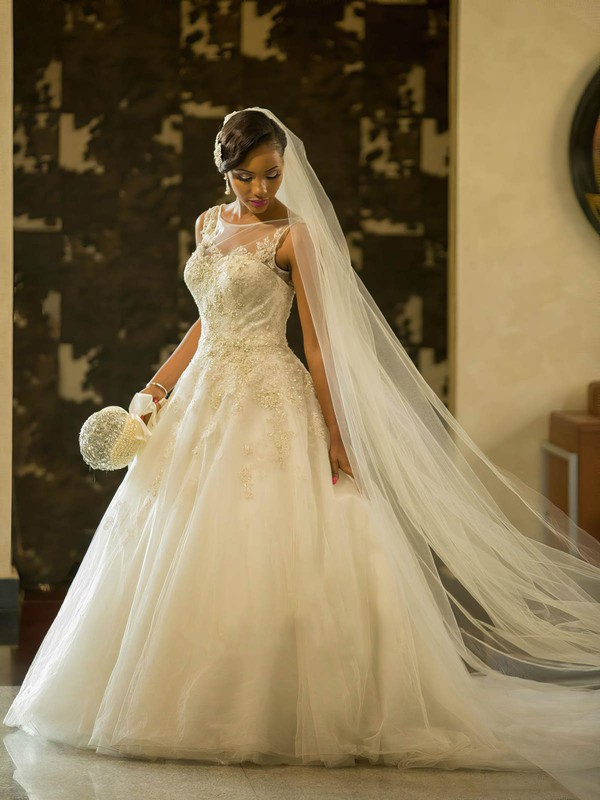 Fabulous A-line Scoop Neck Tulle with Appliques Lace Sweep Train Wedding Dresses #DOB00022564