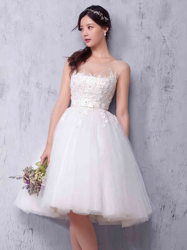 Tulle Princess Scoop Neck Knee-length with Sashes / Ribbons Wedding Dresses #DOB00022987