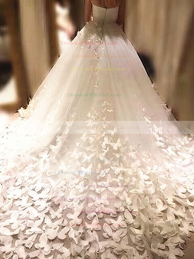 Tulle Ball Gown Sweetheart Chapel Train Flower(s) Wedding Dresses #DOB00023339