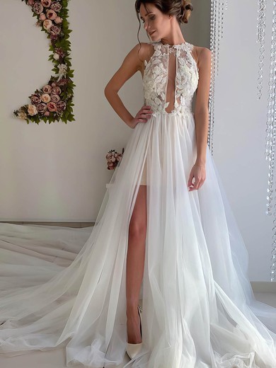 Tulle A-line Scoop Neck Chapel Train Appliques Lace Wedding Dresses #DOB00023520