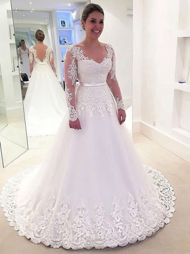 Tulle Ball Gown V-neck Sweep Train Appliques Lace Wedding Dresses #DOB00023632
