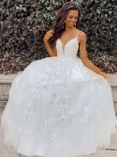 Tulle Princess V-neck Floor-length Appliques Lace Wedding Dresses #DOB00023731