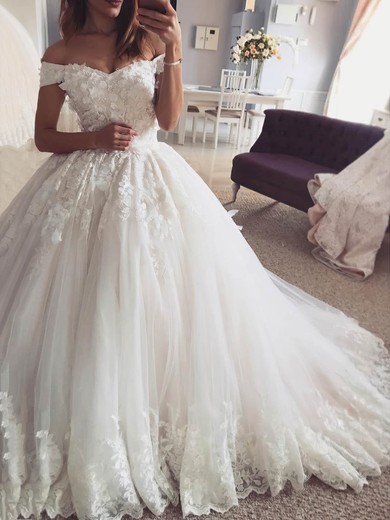 Tulle A-line Off-the-shoulder Court Train Appliques Lace Wedding Dresses #DOB00024032